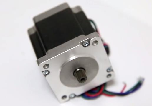 進(jìn)步式無刷電機(jī)驅(qū)動(dòng)(無刷電機(jī)和步進(jìn)電機(jī)哪個(gè)力矩大)